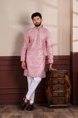 Pink cotton blend men's kurta payjama with i3 4