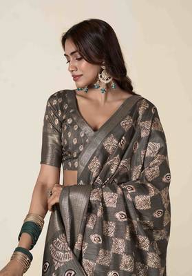 grey zari woven saree with unstitched blouse piece 4