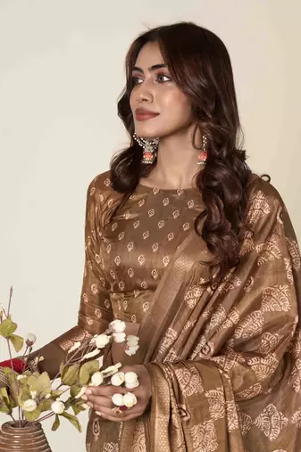 brown zari woven saree with unstitched blouse piece