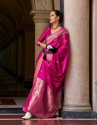 magenta satin zari woven saree with unstitched blouse piece 2