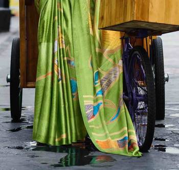 parrot green satin print saree with unstitched blouse piece 4