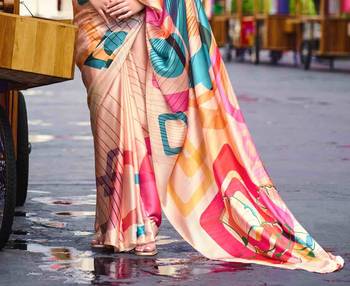 peach satin print saree with unstitched blouse piece 4