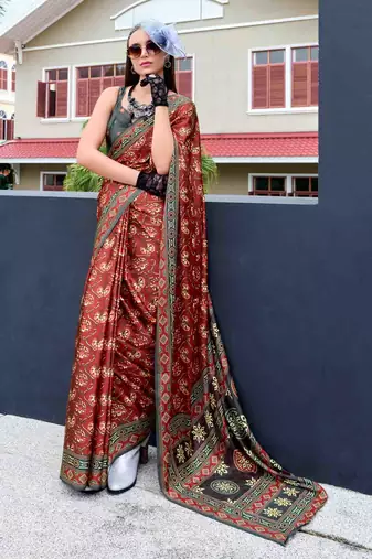 maroon satin print saree with unstitched blouse piece