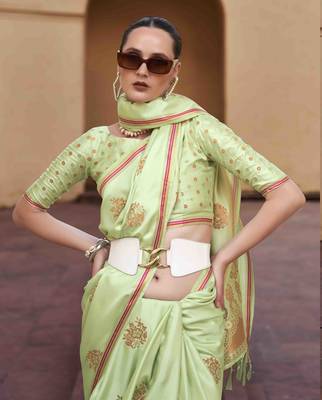 pista satin zari saree with unstitched blouse piece 3