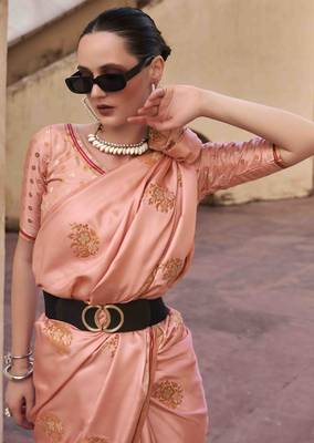 peach satin zari saree with unstitched blouse piece 3