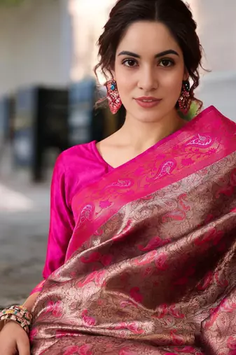 magenta poly silk blend saree with unstitched blouse piece