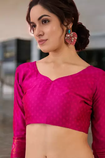 magenta poly silk blend saree with unstitched blouse piece
