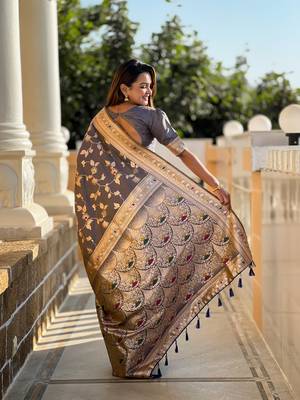 Grey Banarasi Art Silk Saree With Zari Weaving Design 5