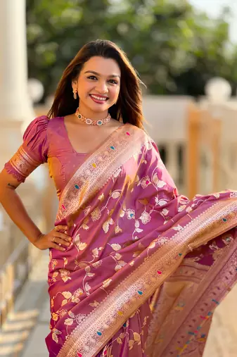 Onion Pink Banarasi Art Silk Saree With Zari Weaving Design