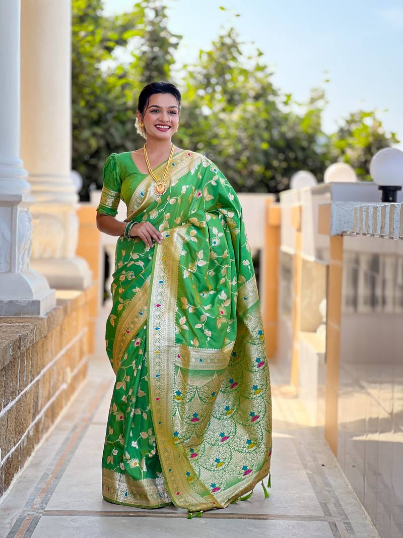 Parrot Green Banarasi Art Silk Saree With Zari Weaving Design