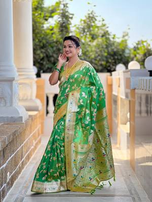 Parrot Green Banarasi Art Silk Saree With Zari Weaving Design 3