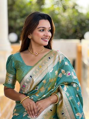 Light Sea Green Banarasi Art Silk Saree With Zari Weaving Design 1