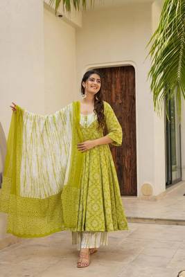 Green muslin fabric beautiful partywear dress for girlie looks 1