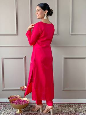 Pink viscosee fabric looks graceful readymade suit for girls 2
