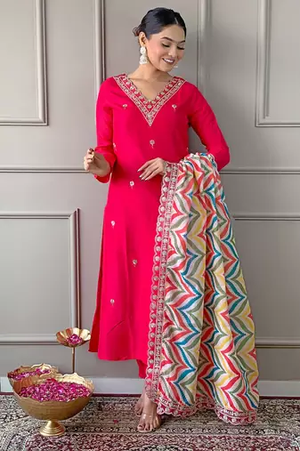Pink viscosee fabric looks graceful readymade suit for girls