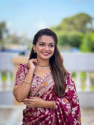 Magenta Dolla Art Silk Saree With Meenakari Touchup Design 2