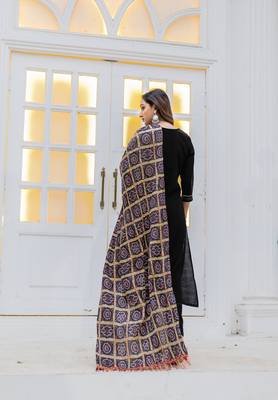 Women Viscos Weaving Straight Kurta With Pant And Dupatta Suit Set  2