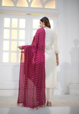 Women Viscos Weaving Straight Kurta With Pant And Dupatta Suit Set  2