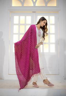 Women Viscos Weaving Straight Kurta With Pant And Dupatta Suit Set  3