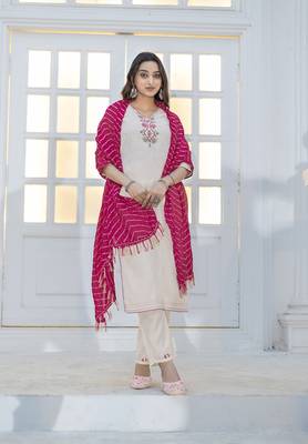 Women Viscos Weaving Straight Kurta With Pant And Dupatta Suit Set  5