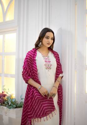 Women Viscos Weaving Straight Kurta With Pant And Dupatta Suit Set  6