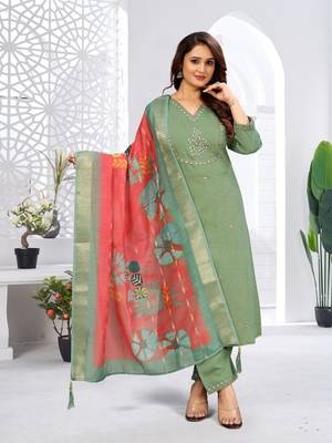 Pista color viscose vertican fabric  embroidery work kurta set with digital printed jaquard dupatta 2
