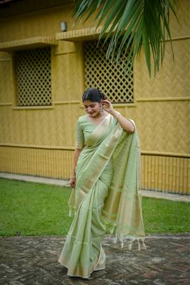 Pista soft banarasi raw silk with zari weaving design saree with unstitched blouse 2