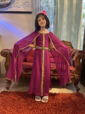 Takchita Kaftan Dress for Women with Embroidered Lace Mother & Daughter Set 4