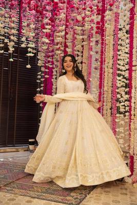 CREAM Georgette all over embroidery PARTY WEAR SUIT SET  4