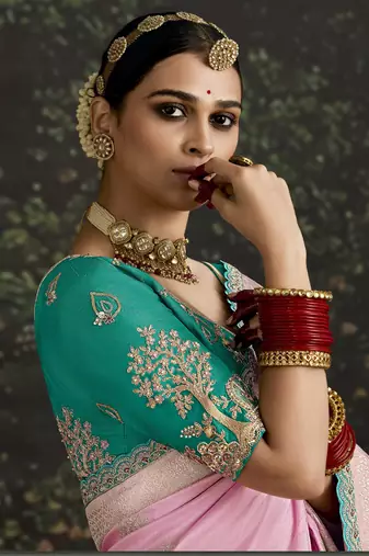 Baby Pink Dola Silk Weaving With Sequnice Work Border & Heavy Designer Contras Blouse