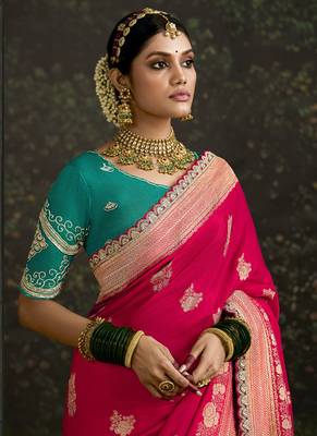 Ruby Dola Silk Weaving With Sequnice Work Border & Heavy Designer Contras Blouse 2