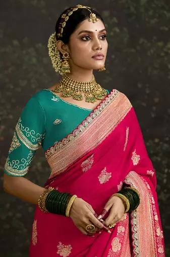 Ruby Dola Silk Weaving With Sequnice Work Border & Heavy Designer Contras Blouse