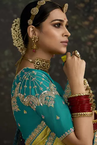 Lemon Dola Silk Weaving With Sequnice Work Border & Heavy Designer Contras Blouse