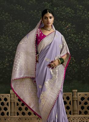 Lavender Dola Silk Weaving With Sequnice Work Border & Heavy Designer Contras Blouse 3