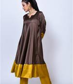 Two piece stylish color block suit paired with contrast trouser