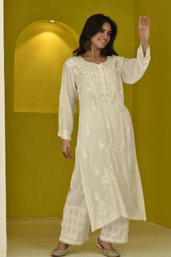 White chikankari modal kurta