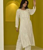 White chikankari modal kurta