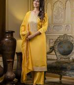 Women's silk blend embroidered kurta pant set with organza print dupatta