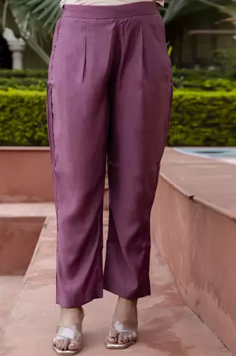 Women's silk blend embroidered kurta pant set with organza print dupatta