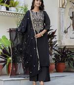 Women's silk blend embroidered kurta pant set with organza print dupatta