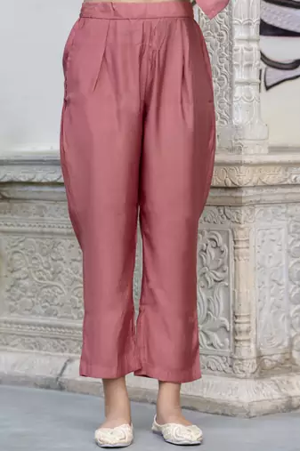 Women's silk blend embroidered kurta pant set with organza print dupatta