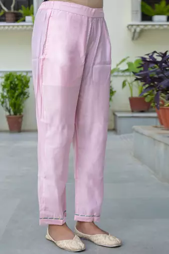 Women's silk blend embroidered kurta pant set with organza print dupatta