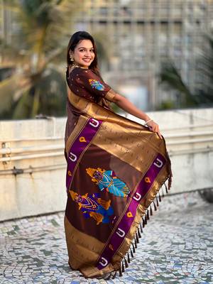 Brown soft silk blend woven ethnic saree 2
