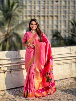 Pink soft silk blend woven ethnic saree 1