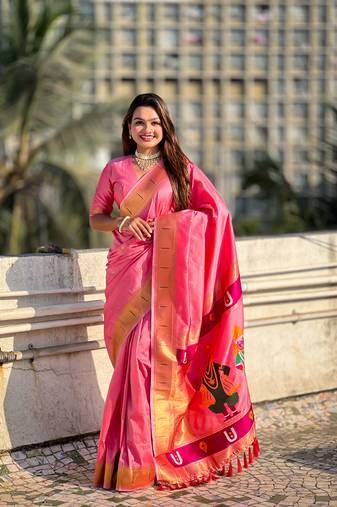 Pink soft silk blend woven designer ethnic saree