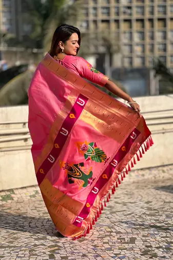 Pink soft silk blend woven ethnic saree