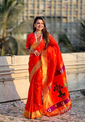 Orange soft silk blend woven ethnic saree 4