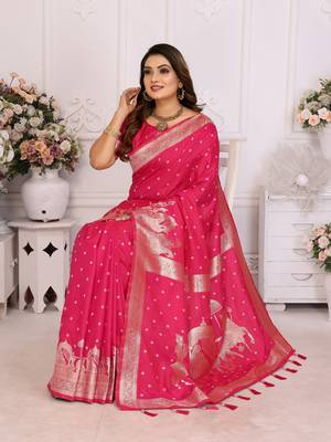 Pink kochi silk blend woven zari bandhej festive saree 4