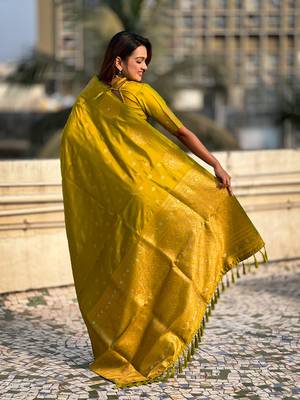 Olive moonga silk blend woven dual zari peacock festive wear saree 2