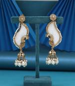 White color mother of pearl kundan earrings